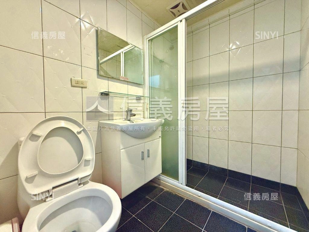 ＜可看＞由鉅。美術。店面房屋室內格局與周邊環境