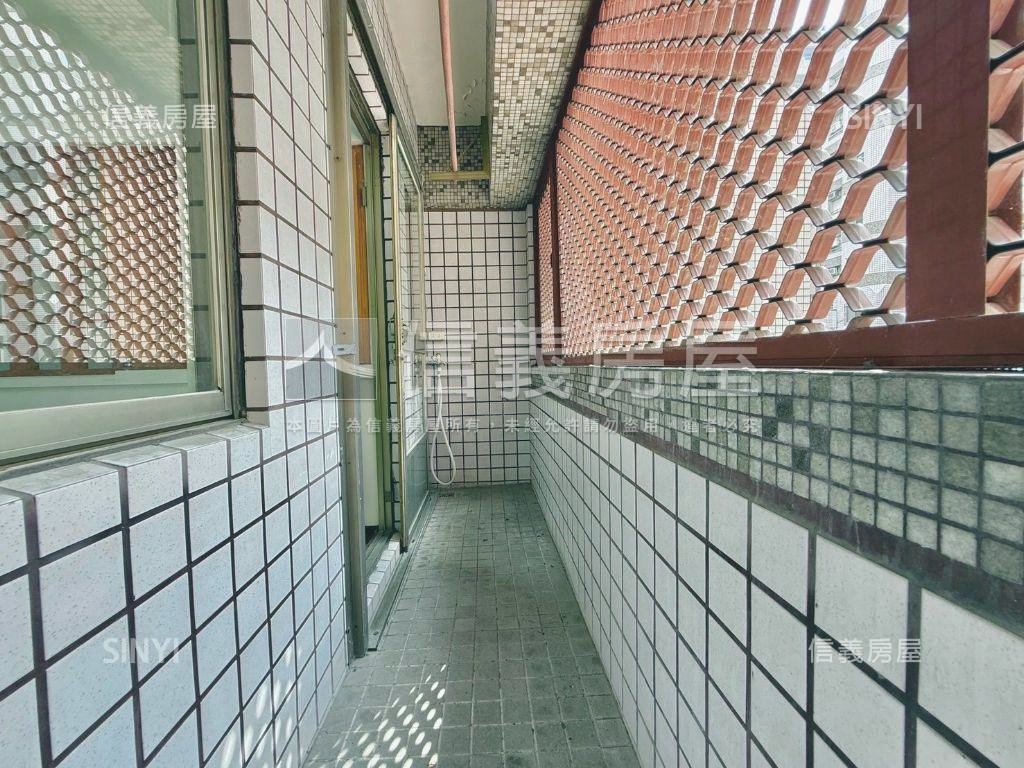 ＜可看＞由鉅。美術。店面房屋室內格局與周邊環境