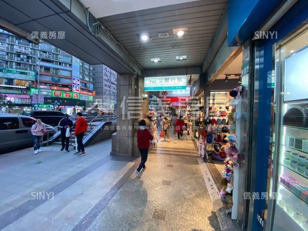 東區精緻小店面Ｂ房屋室內格局與周邊環境