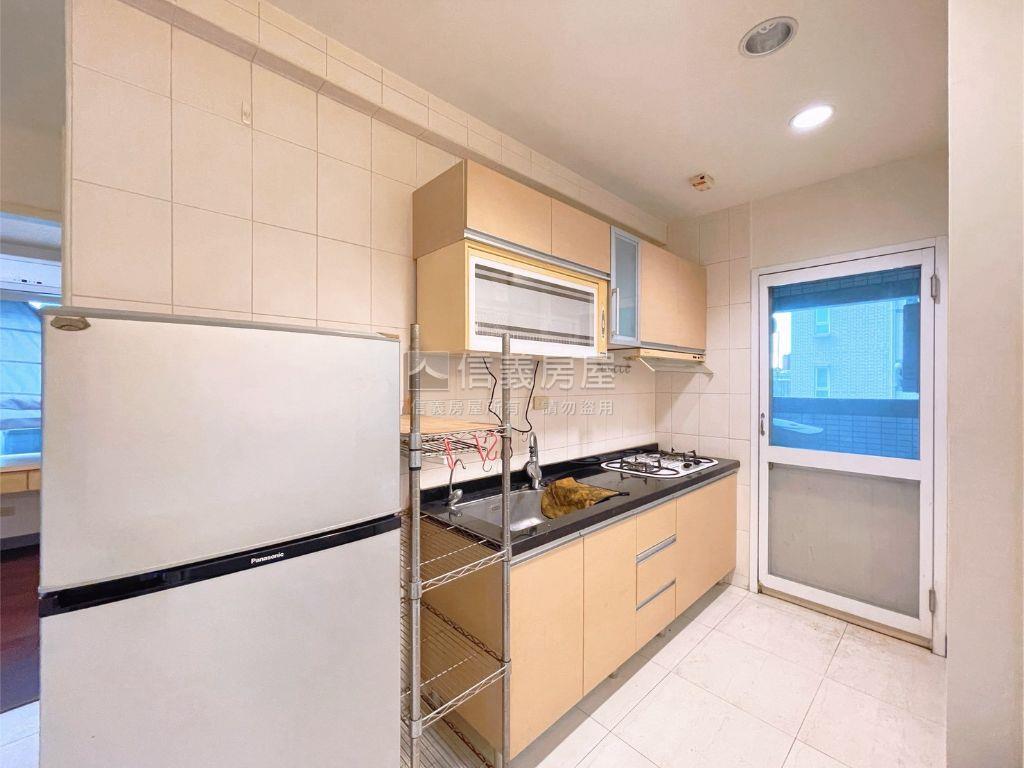 小資成家｜高鐵低總價兩房房屋室內格局與周邊環境