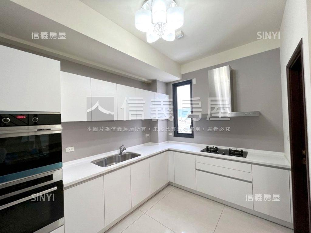 夏川鄰美閃閃動人店住房屋室內格局與周邊環境
