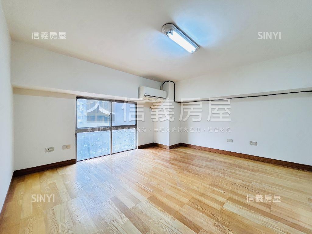 ＶＲ內壢電梯美屋房屋室內格局與周邊環境