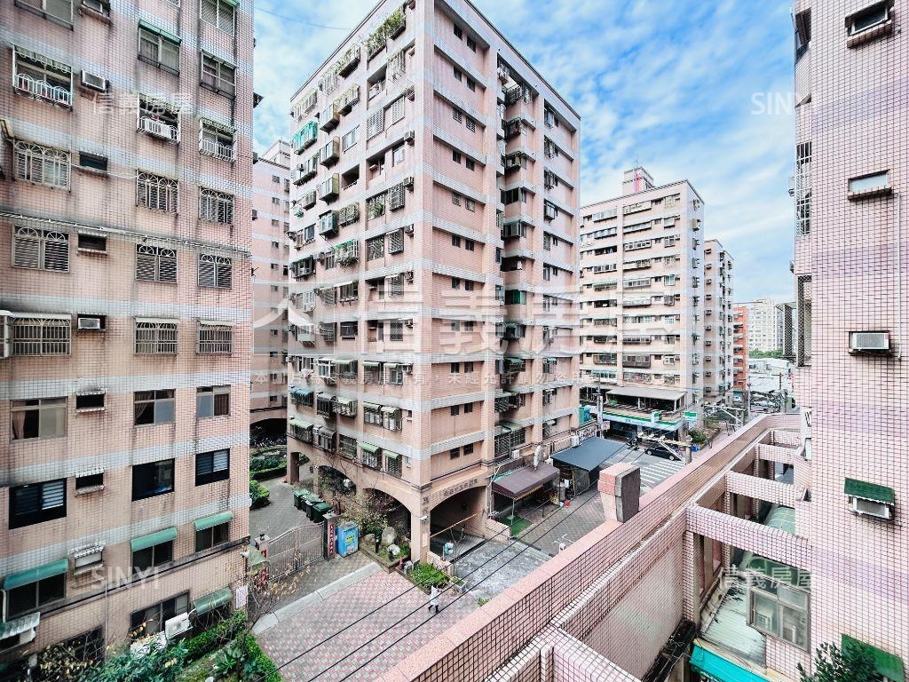 ＶＲ內壢電梯美屋房屋室內格局與周邊環境