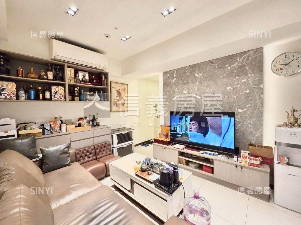 大悅藝香美裝三房車位房屋室內格局與周邊環境