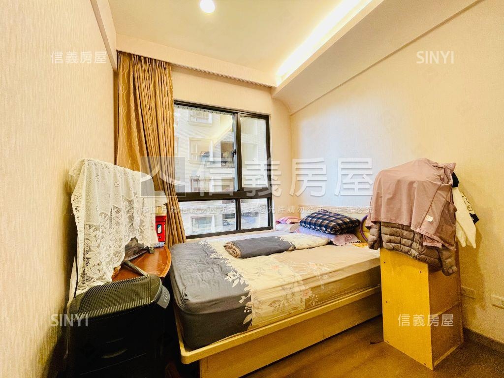專任傳家世紀館三房車位房屋室內格局與周邊環境