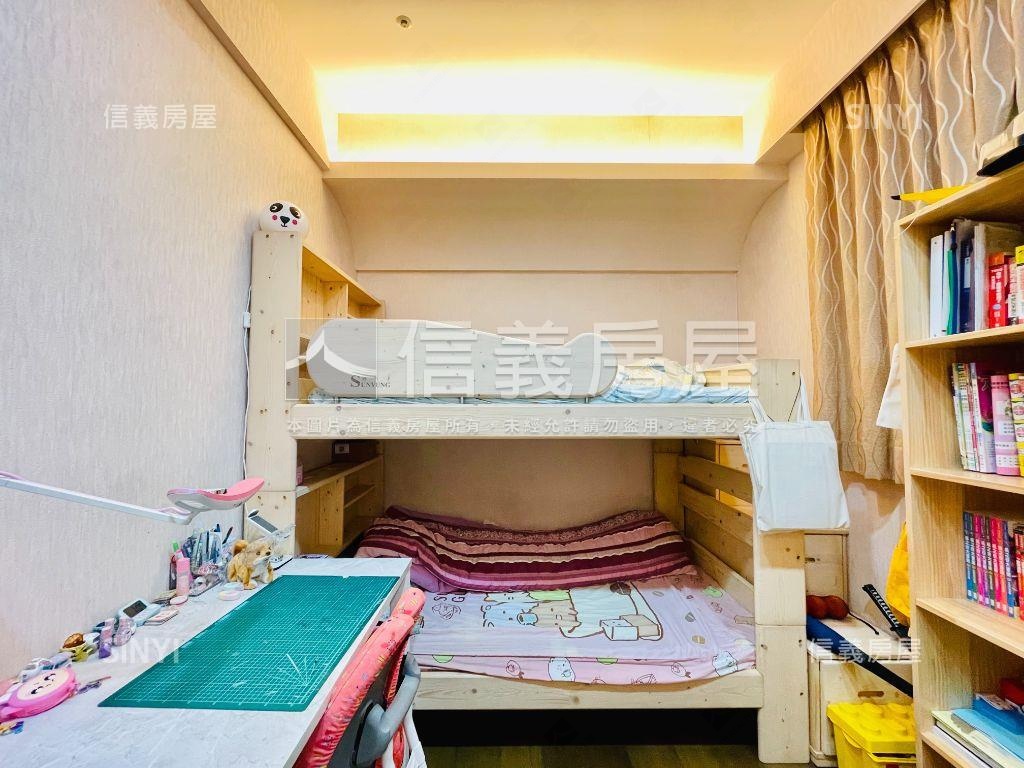 專任傳家世紀館三房車位房屋室內格局與周邊環境