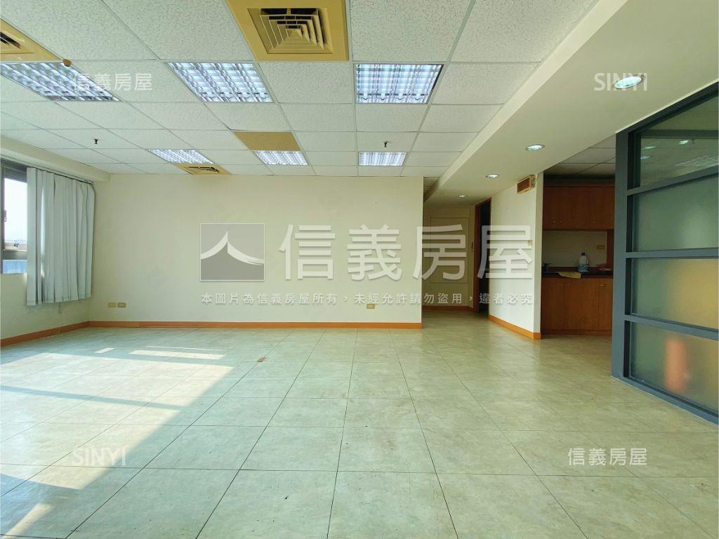 四維路百坪辦公室房屋室內格局與周邊環境
