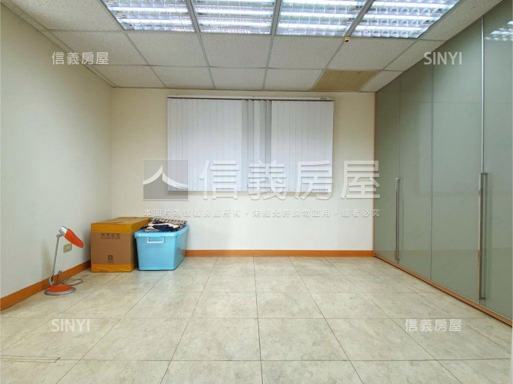 四維路百坪辦公室房屋室內格局與周邊環境