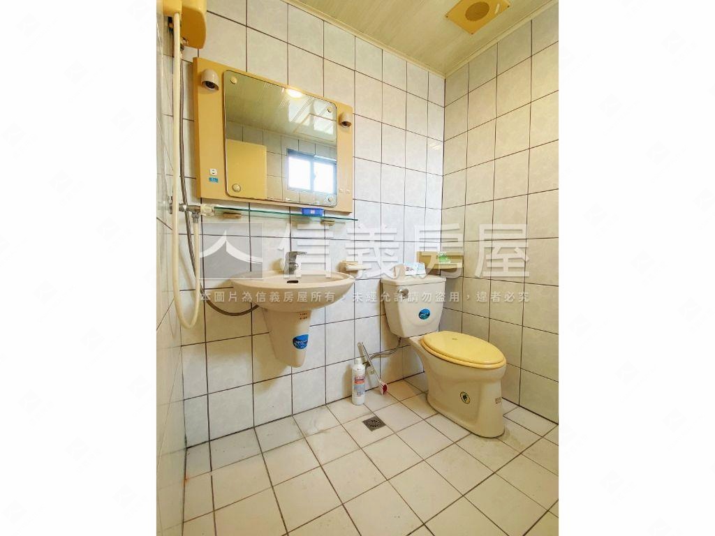 四維路百坪辦公室房屋室內格局與周邊環境