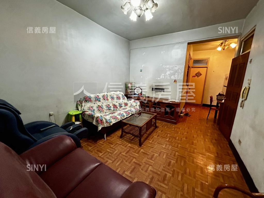 成功小資美寓三樓房屋室內格局與周邊環境