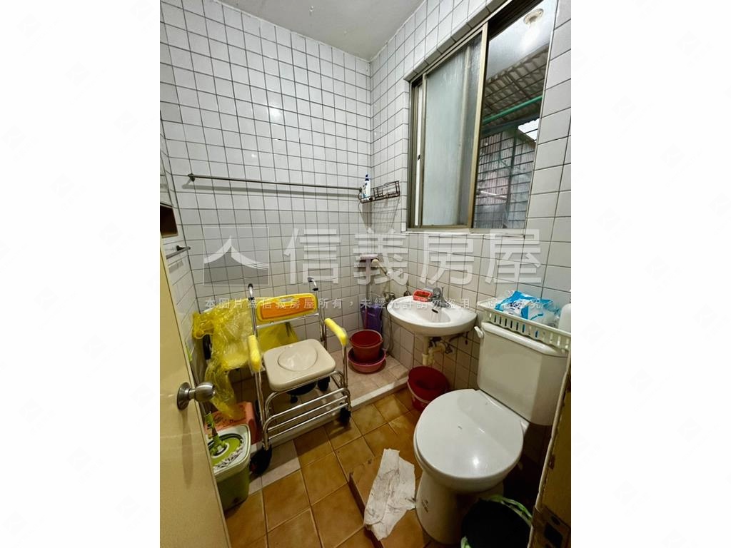 成功小資美寓三樓房屋室內格局與周邊環境
