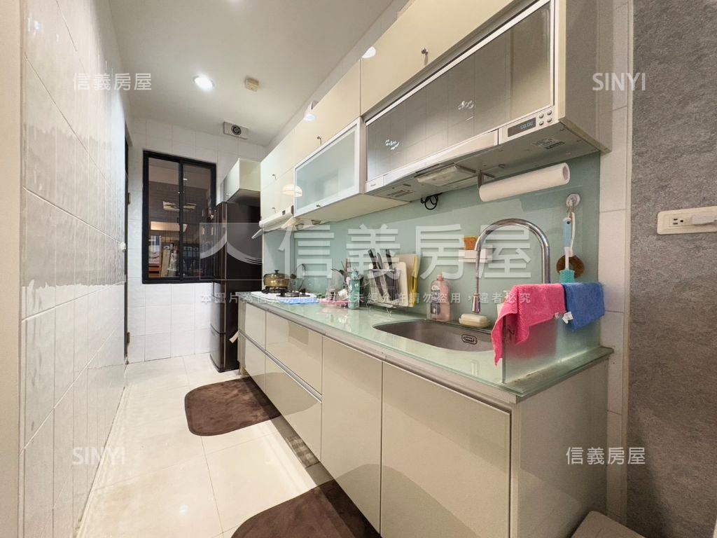 ⭐店長強推面寬雙車別墅⭐房屋室內格局與周邊環境