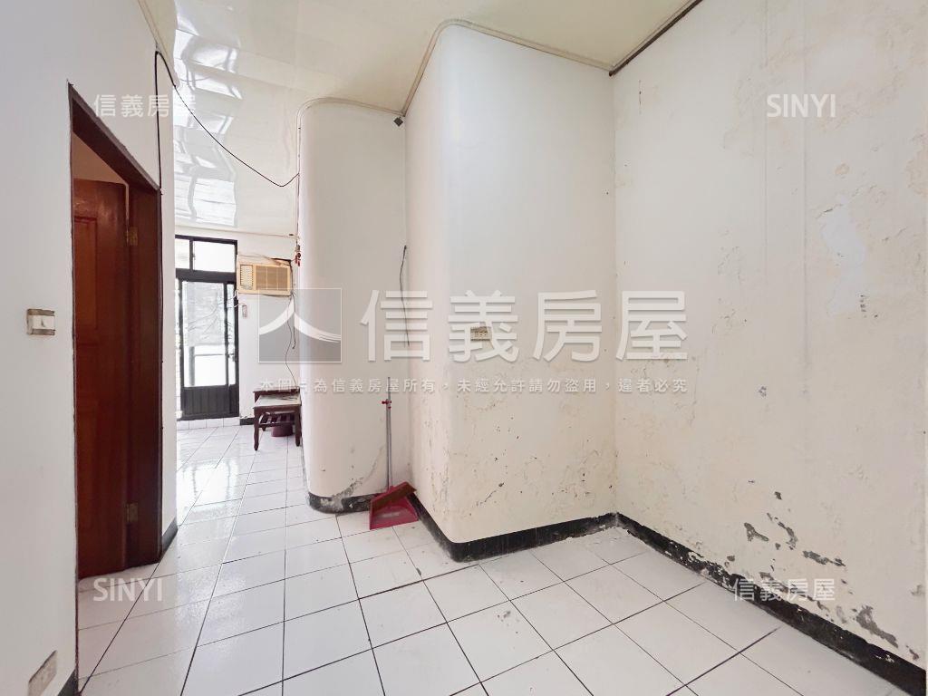 ●低總頂加超值４＋５●房屋室內格局與周邊環境