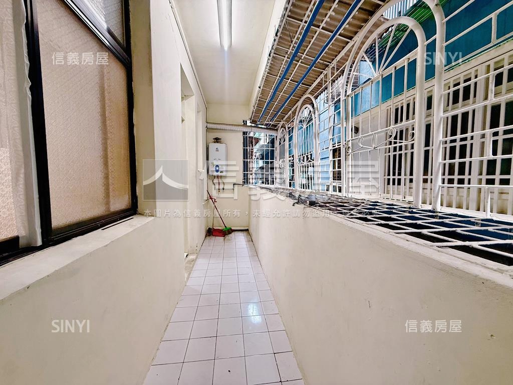 萬安精美方正二樓房屋室內格局與周邊環境