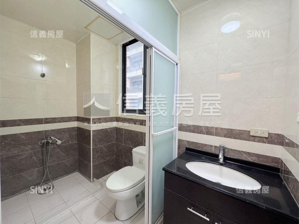 高鐵區文興學區富米透天房屋室內格局與周邊環境