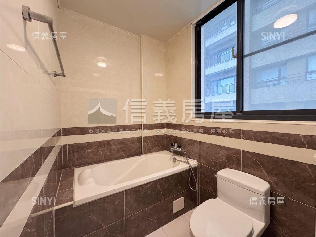 高鐵區文興學區富米透天房屋室內格局與周邊環境