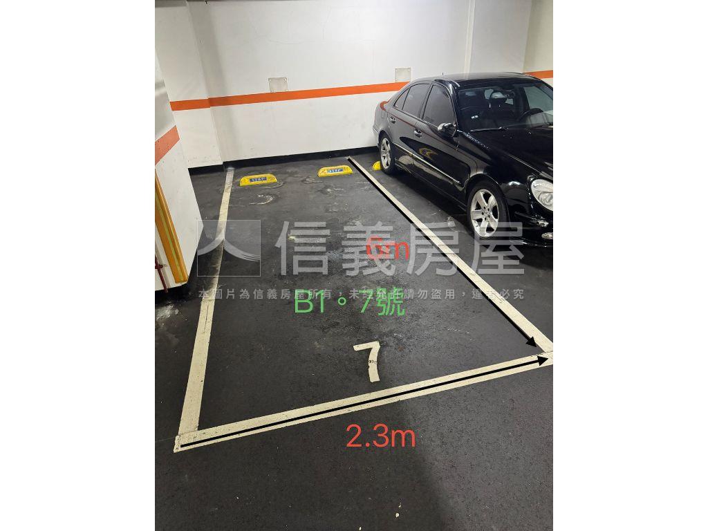 坡平！學士會館電梯口車位房屋室內格局與周邊環境