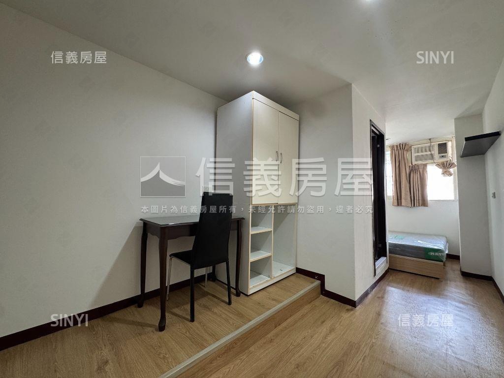 向上市場收租６套房房屋室內格局與周邊環境