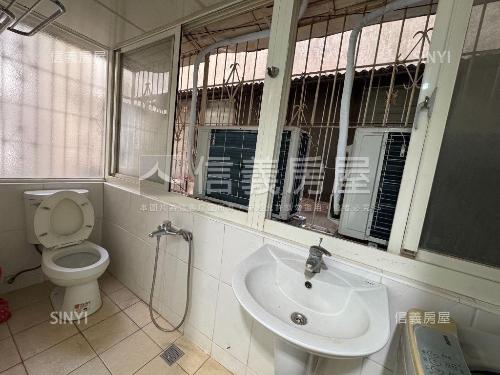 向上市場收租６套房房屋室內格局與周邊環境