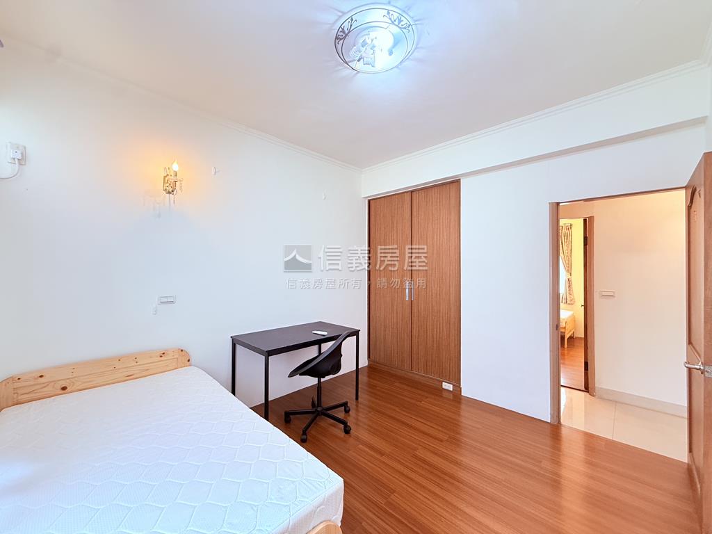 在莒新村次頂採光三房美屋房屋室內格局與周邊環境
