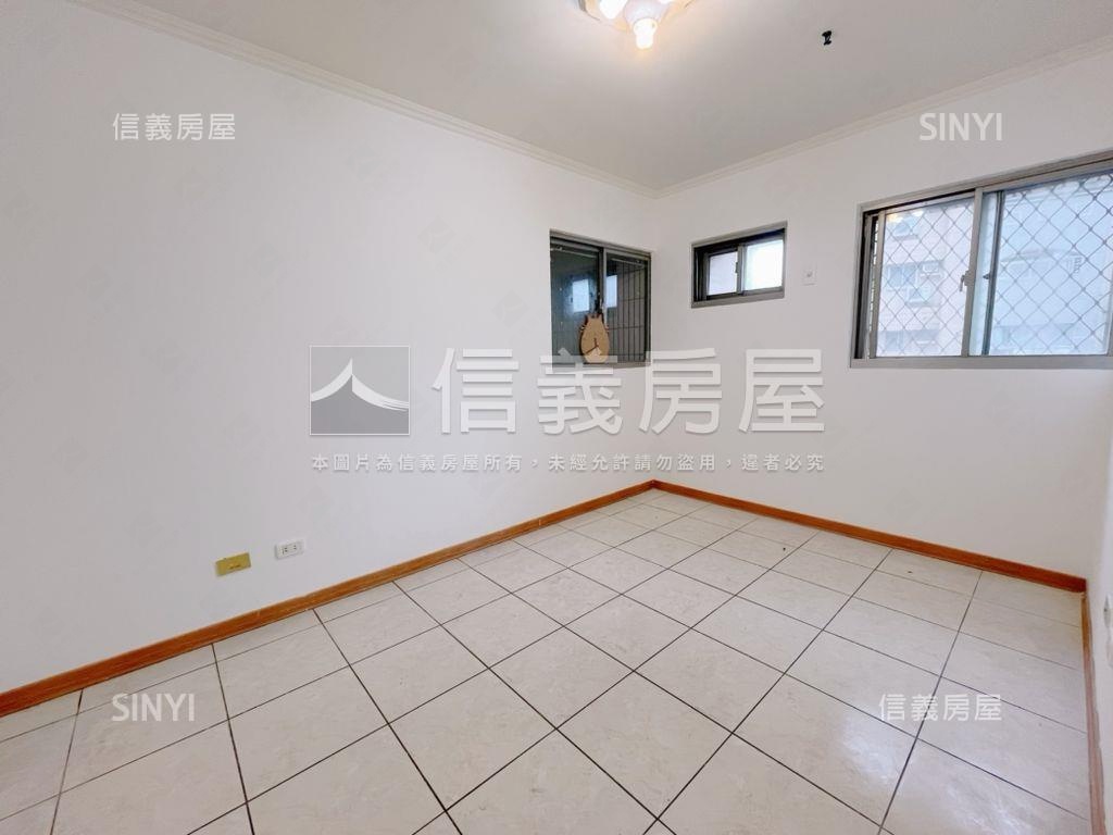 中央新村希望之河美三房房屋室內格局與周邊環境