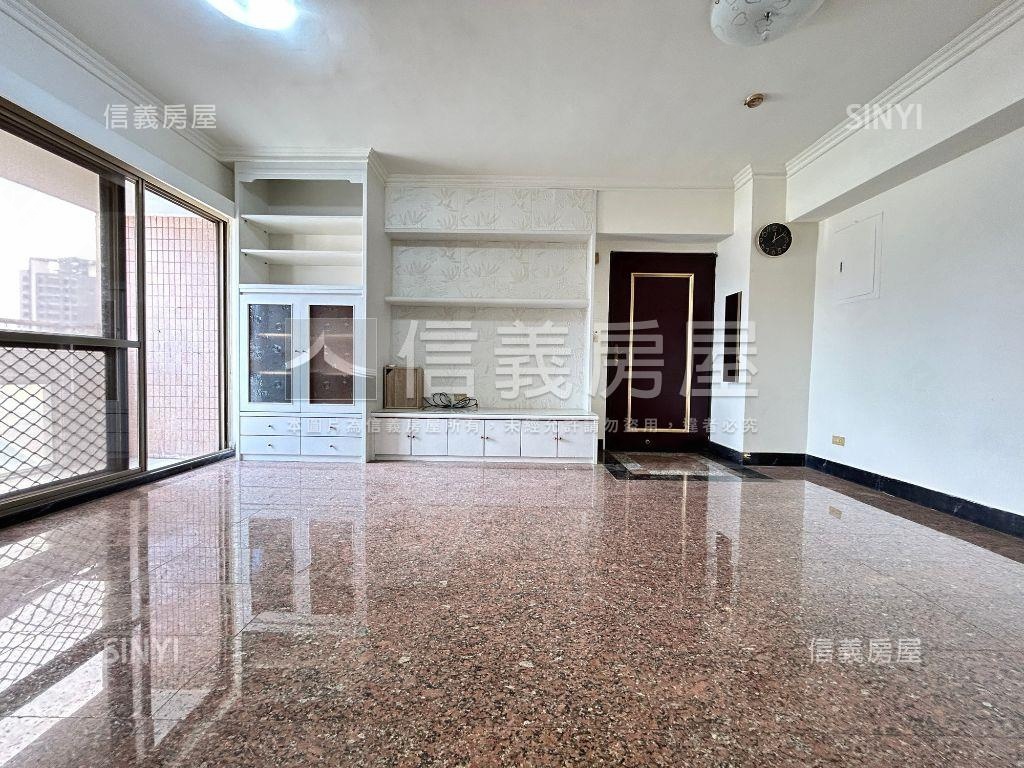 南屯低總價三房車位首選房屋室內格局與周邊環境