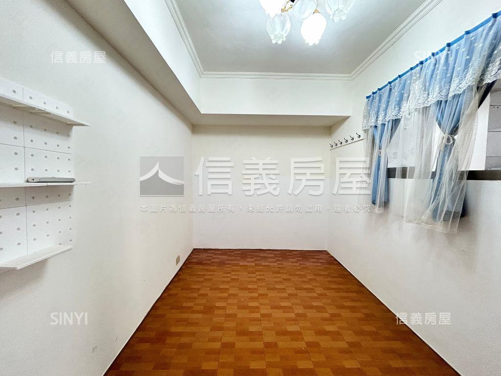 南屯低總價三房車位首選房屋室內格局與周邊環境