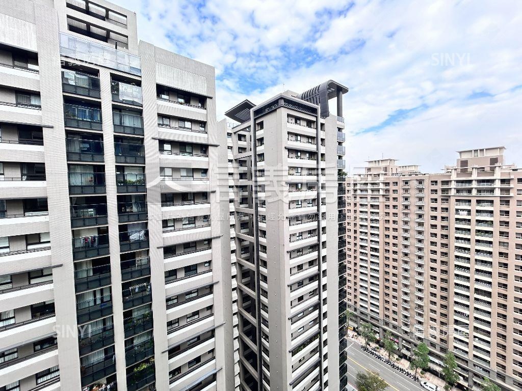 來瞜來瞜雲Ａ高樓三房房屋室內格局與周邊環境