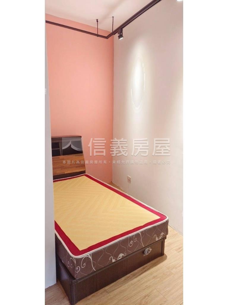 梅亭街順向邊間採光美透店房屋室內格局與周邊環境