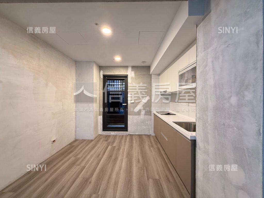 昭揚大河院三房車位房屋室內格局與周邊環境