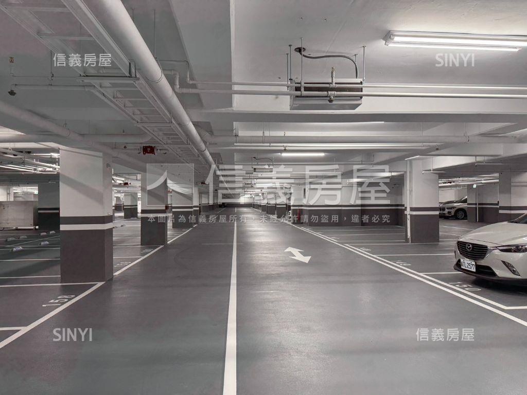 昭揚大河院三房車位房屋室內格局與周邊環境