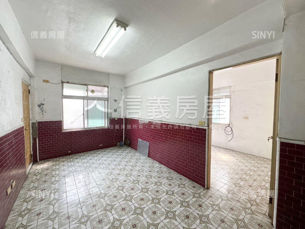 近義大醫小資成家採光三房房屋室內格局與周邊環境