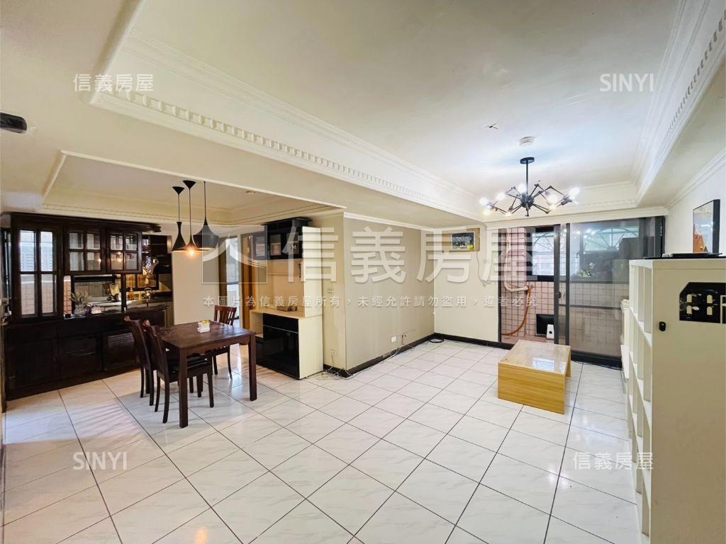 大自然三房車位稀有釋出房屋室內格局與周邊環境