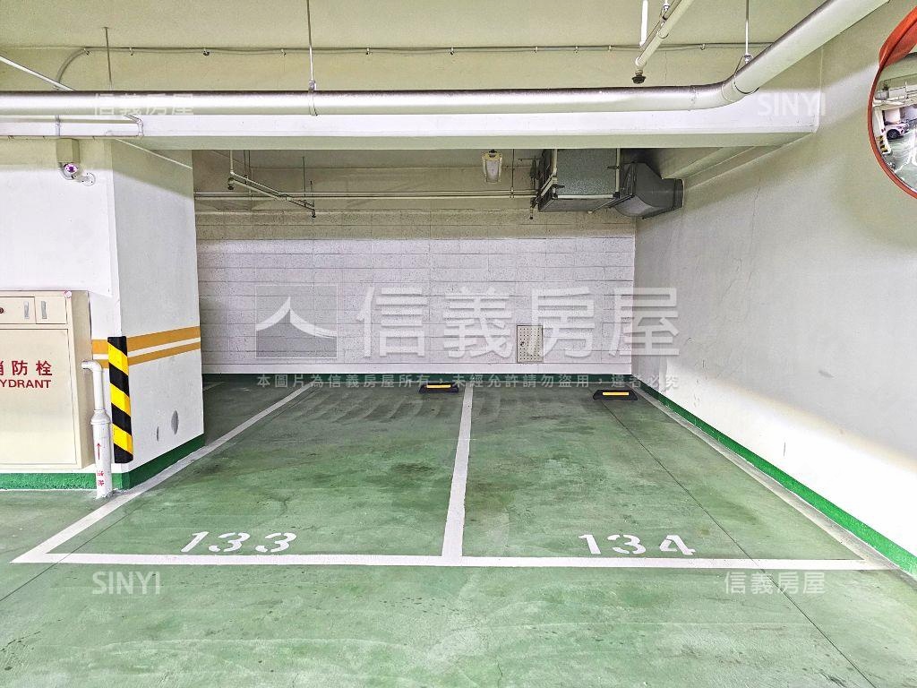 近北市昇陽豪邸雙車位房屋室內格局與周邊環境
