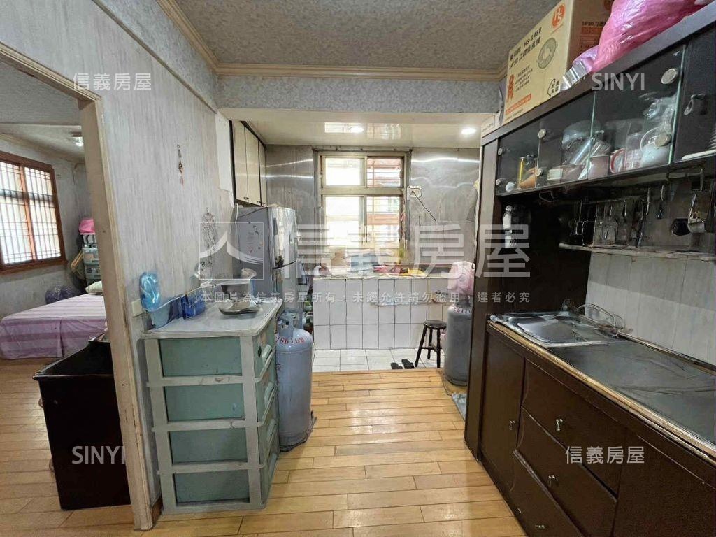 捷運芳鄰採光優大空間美寓房屋室內格局與周邊環境