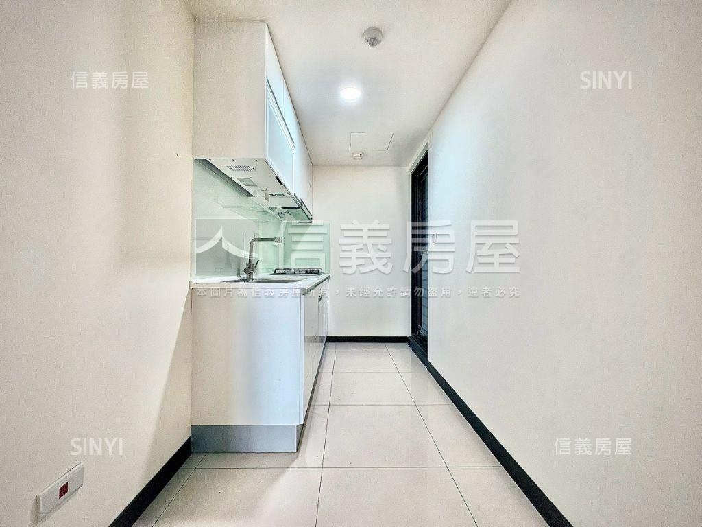 南科｜市中心兩房兩衛平車房屋室內格局與周邊環境