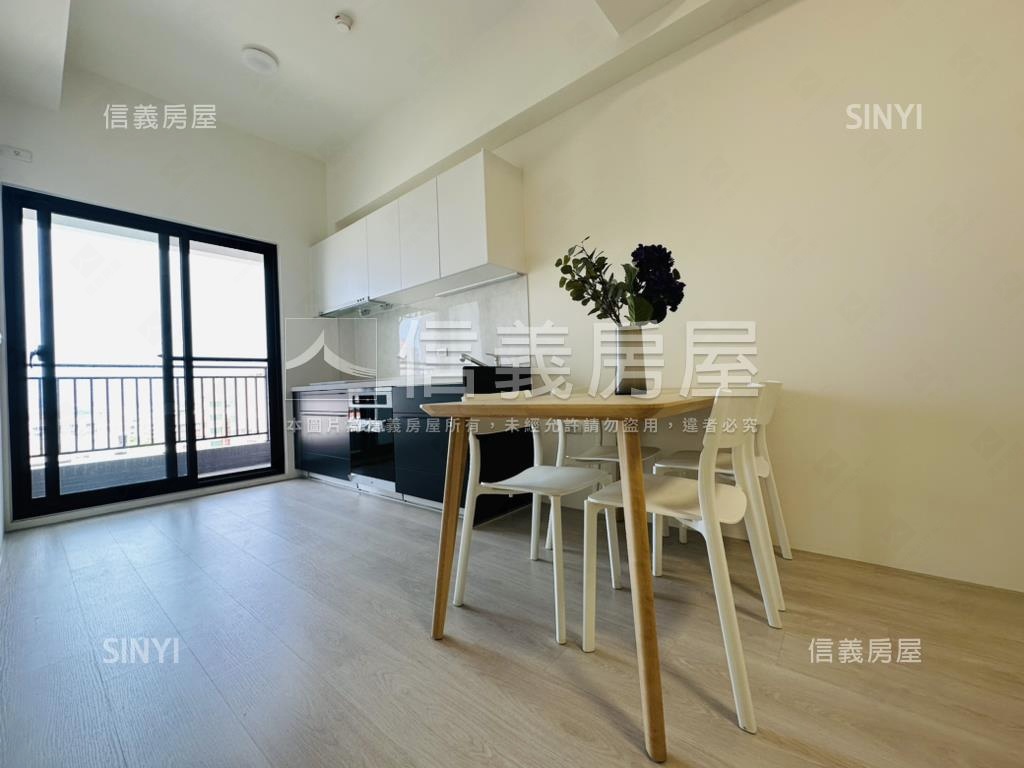 承學ＷＥ八樓三房車位房屋室內格局與周邊環境