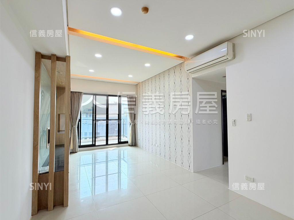 康橋三房雙平面車位房屋室內格局與周邊環境