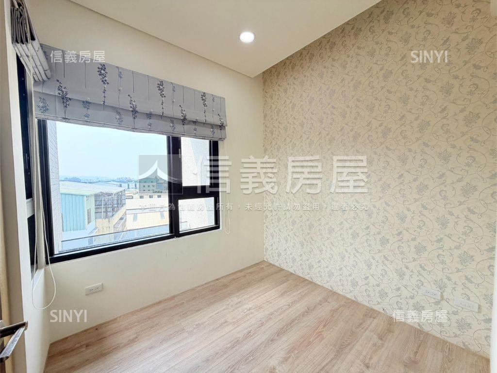 康橋三房雙平面車位房屋室內格局與周邊環境