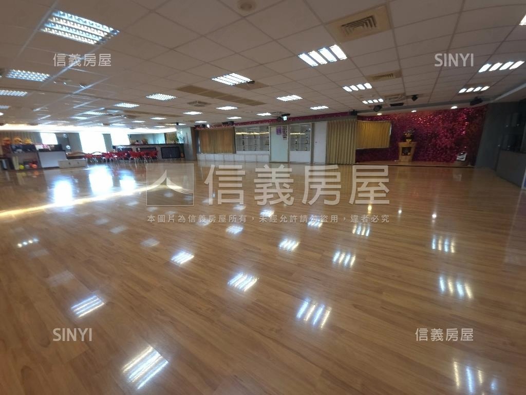【漢口商圈】稀有百坪商辦房屋室內格局與周邊環境