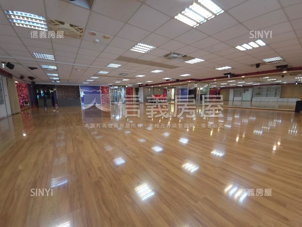 【漢口商圈】稀有百坪商辦房屋室內格局與周邊環境