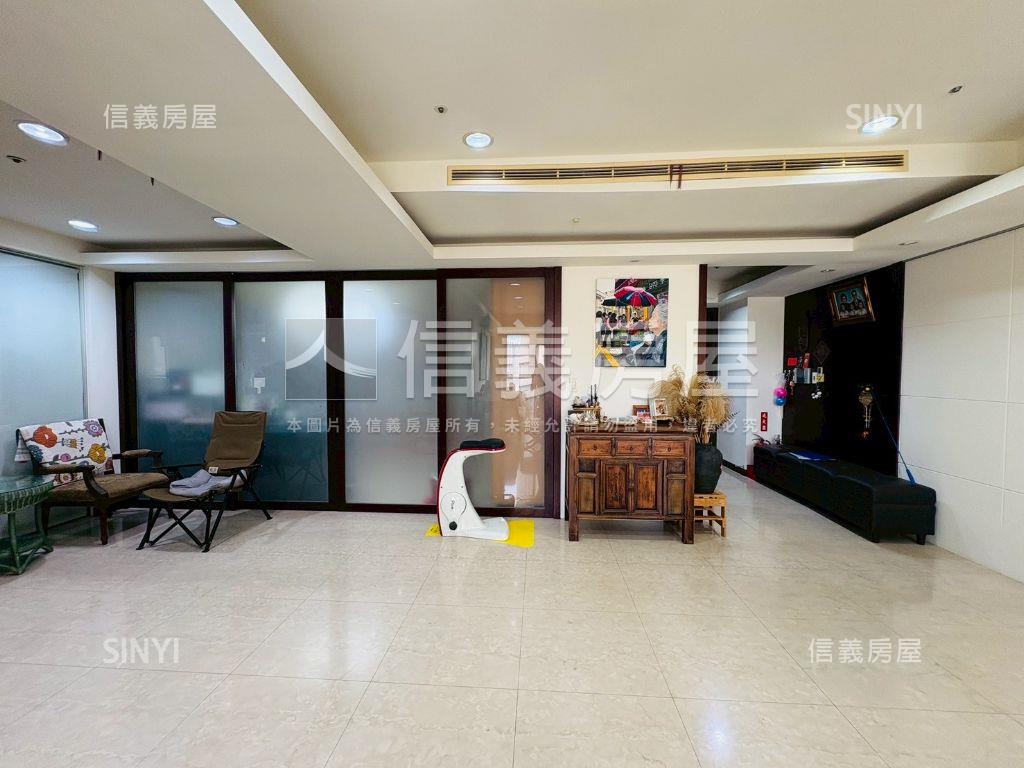 遠雄ＳＲＣ御品舒適宅房屋室內格局與周邊環境