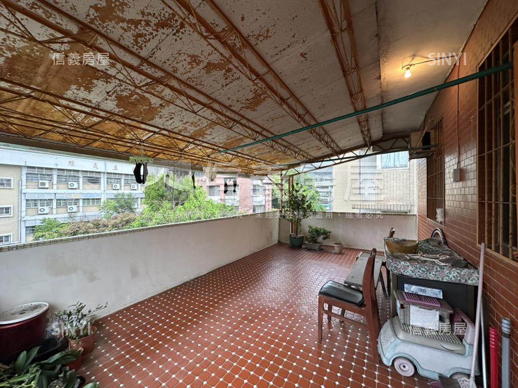 景華公園綠地學區好屋房屋室內格局與周邊環境