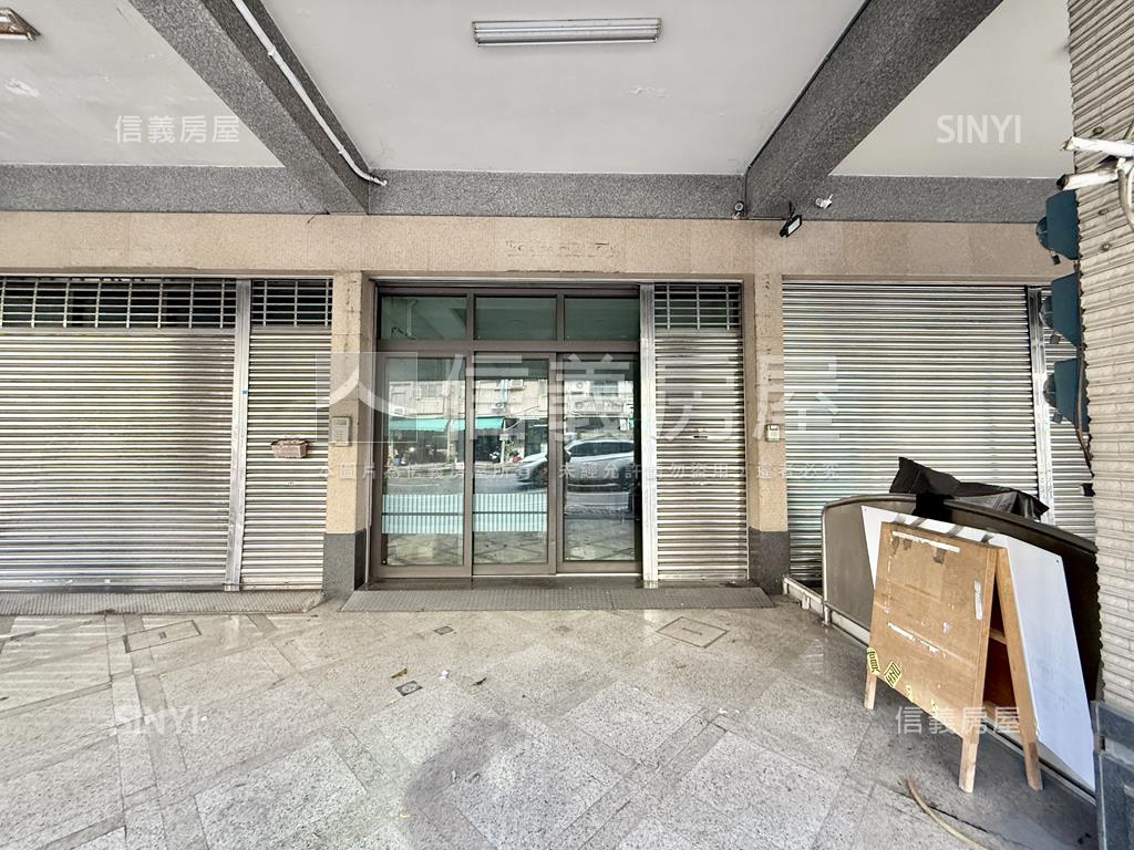 頂新特區臨路大空間透店房屋室內格局與周邊環境