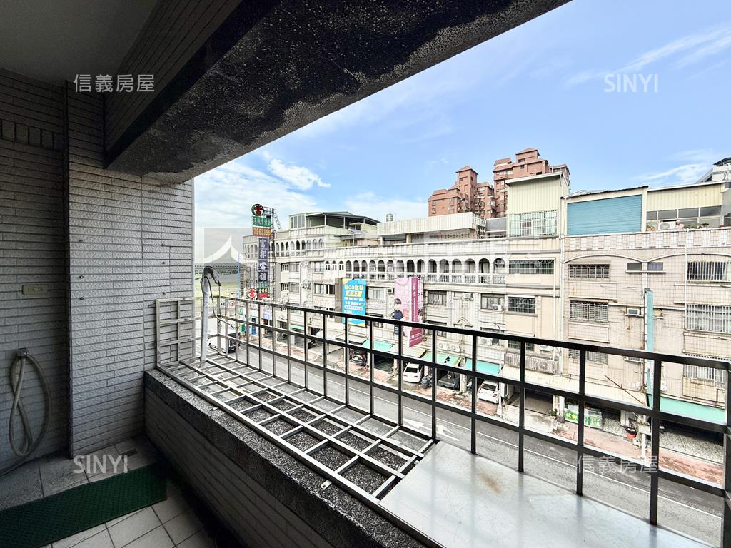 頂新特區臨路大空間透店房屋室內格局與周邊環境