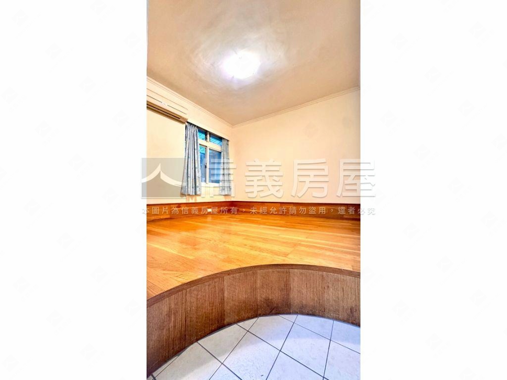 敦小邊間頂加美寓房屋室內格局與周邊環境