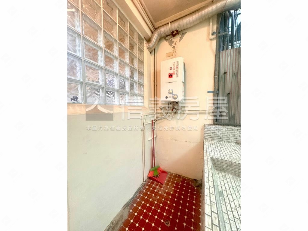 敦小邊間頂加美寓房屋室內格局與周邊環境