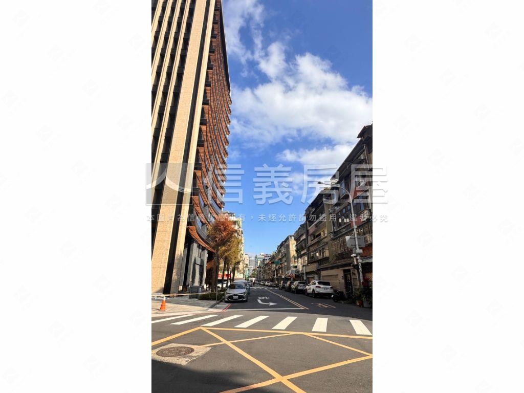 敦小邊間頂加美寓房屋室內格局與周邊環境