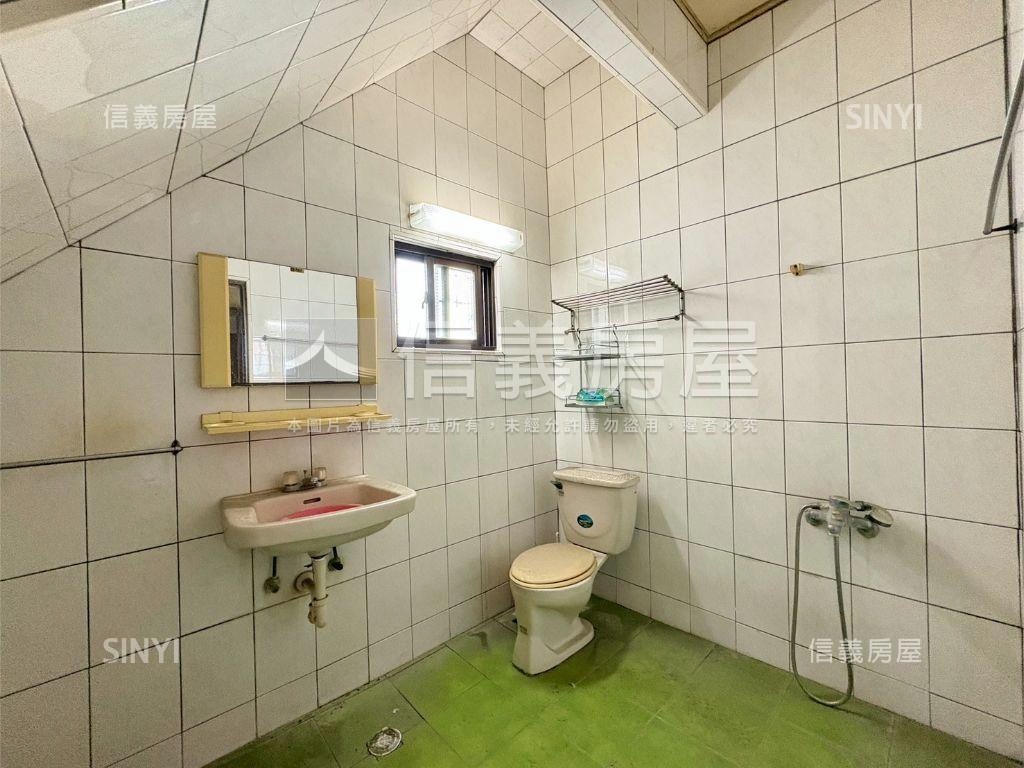 近高雄火車站成家透店房屋室內格局與周邊環境