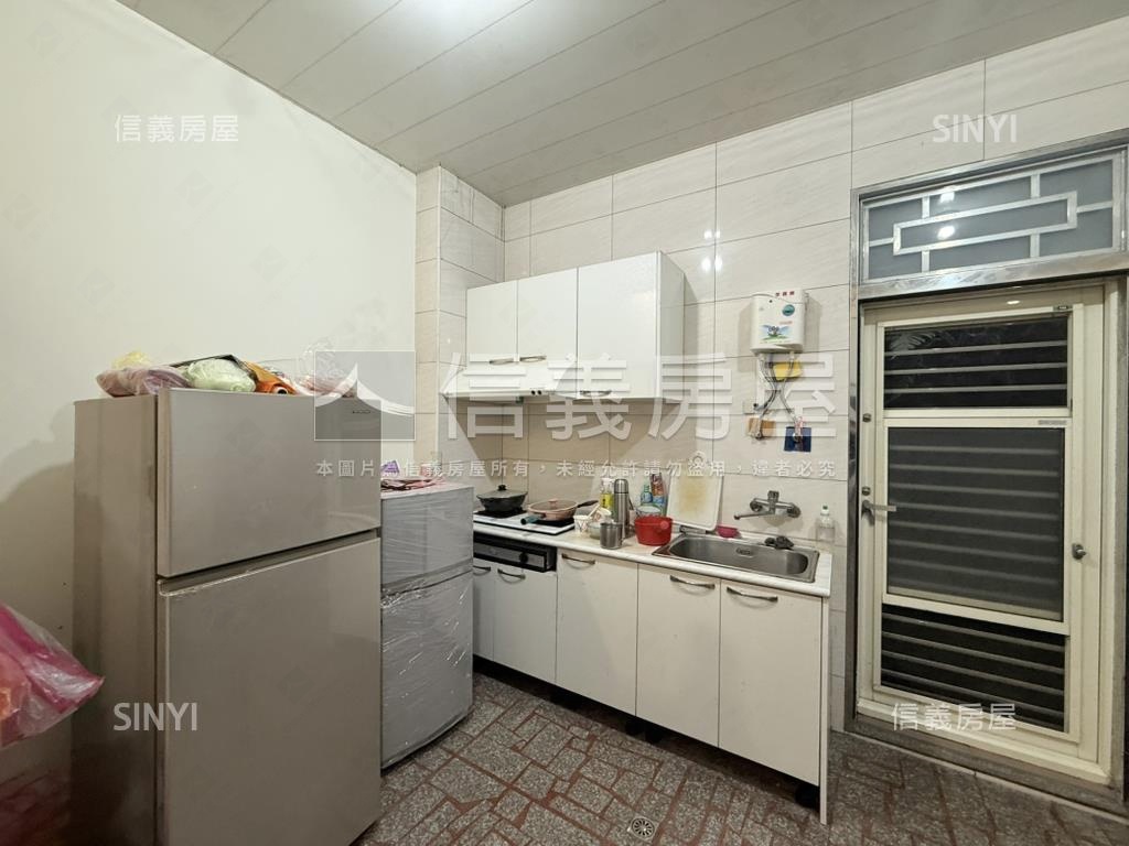 南勢中豐路山頂段透天房屋室內格局與周邊環境